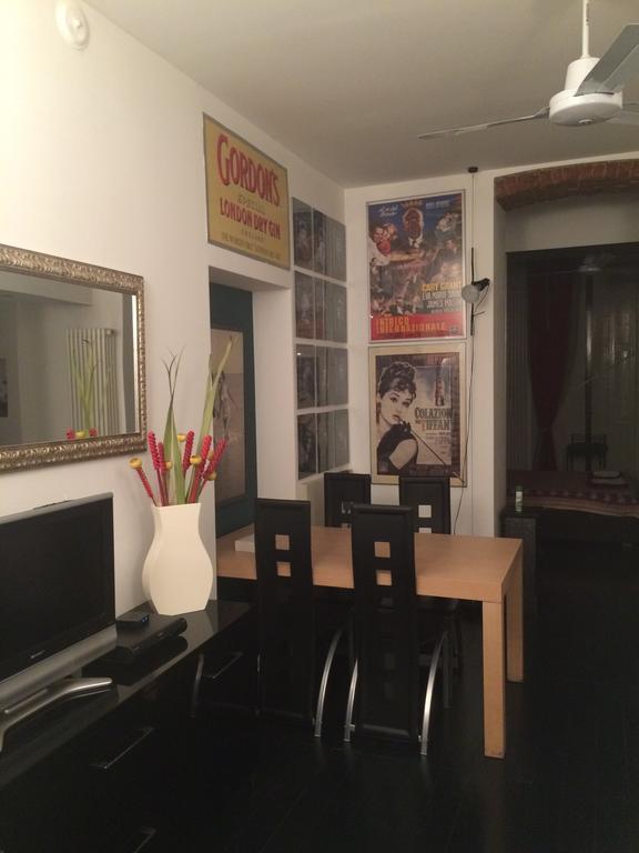 Amazing Flat With Terrace Apartment Milan Bilik gambar